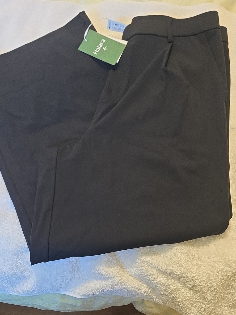 HALARA Black High-Waist Performance Pants